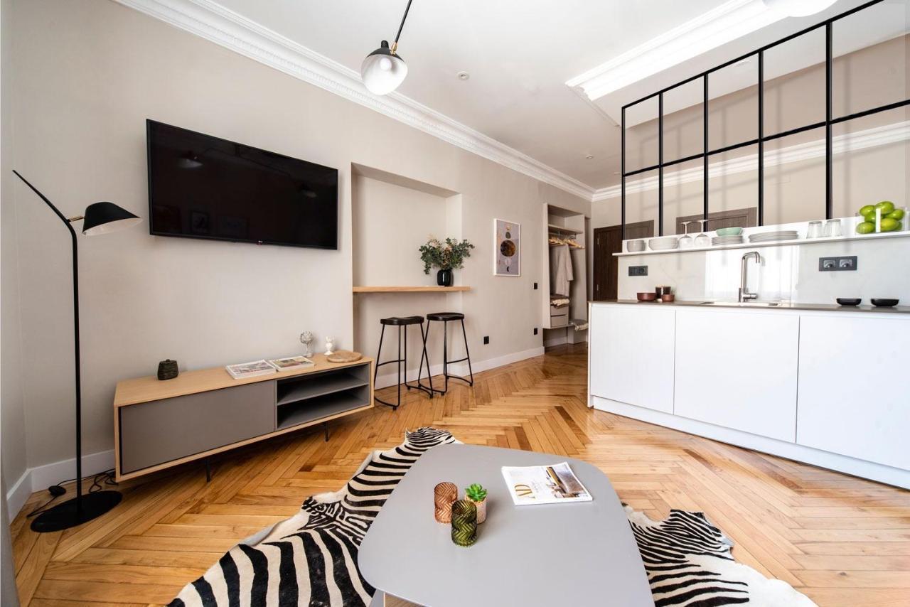 Real Segovia Apartments By Recordis Hotels Luaran gambar